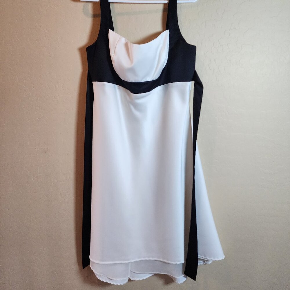 Vintage 90's Alyn Paige Tuxedo White Black Satin Accent Lined Elegant Dress